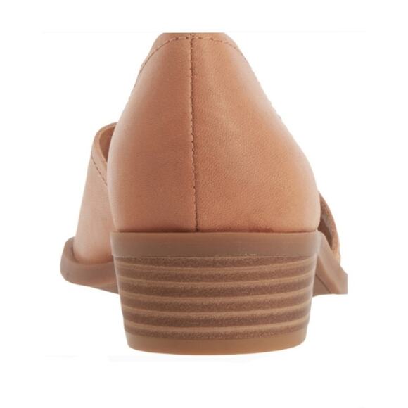 NEW Sole Society Women's Leather Sandal with Stacked Heel - Picture 4 of 8